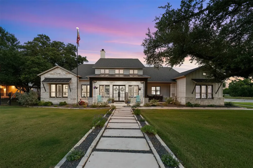 233 Trick Pony Liberty Hill TX 78642