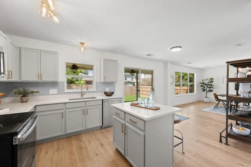 809 Tapestry Cove Pflugerville TX 78660