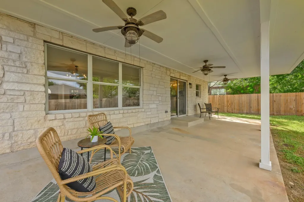809 Tapestry Cove Pflugerville TX 78660