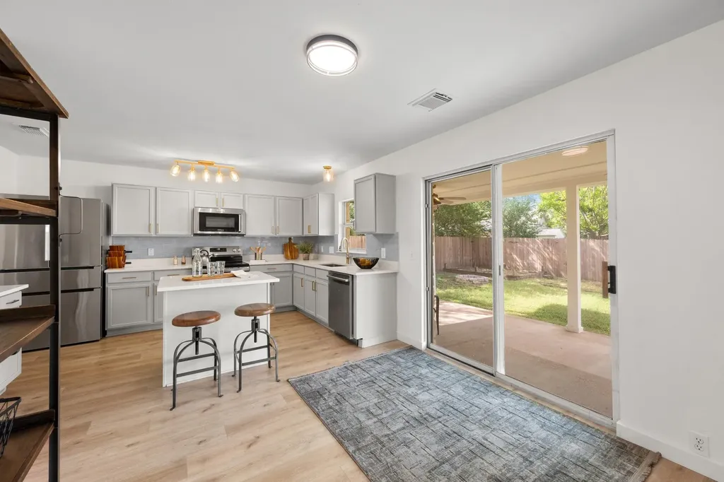 809 Tapestry Cove Pflugerville TX 78660