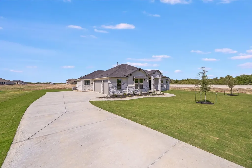 2845 Whalesong Way Leander TX 78641