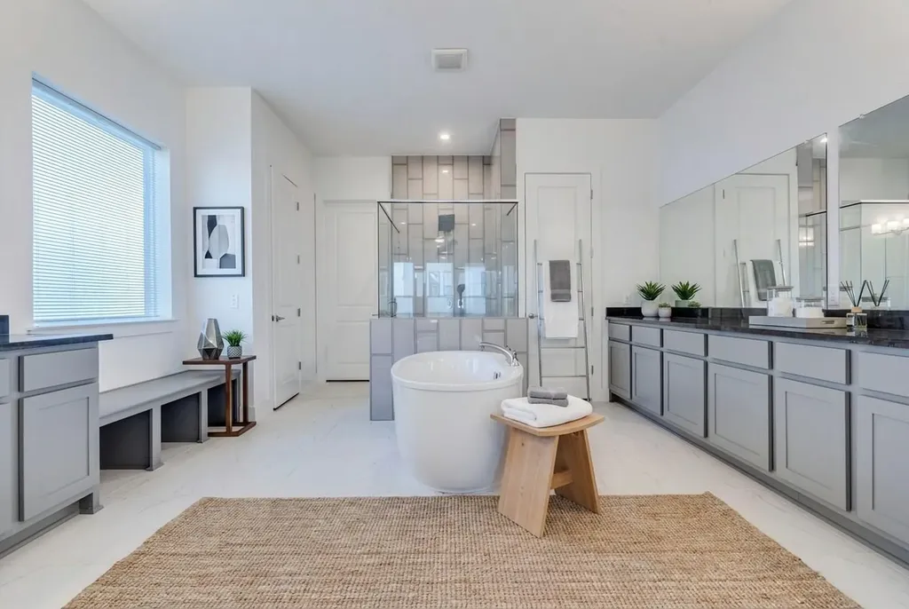 2217 Sondrio Bend Leander TX 78641