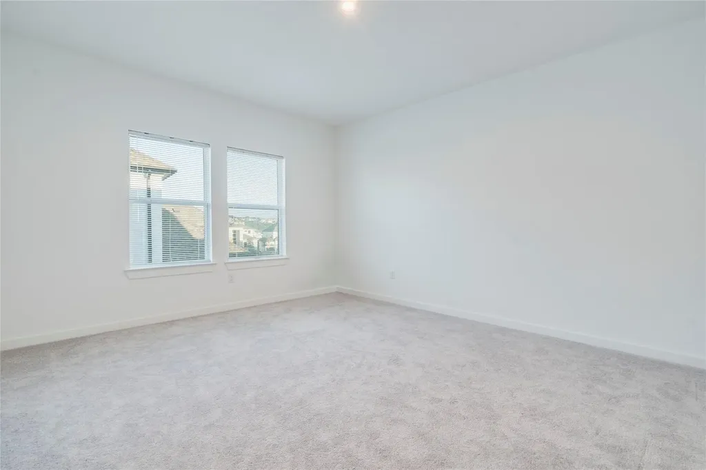 2217 Sondrio Bend Leander TX 78641
