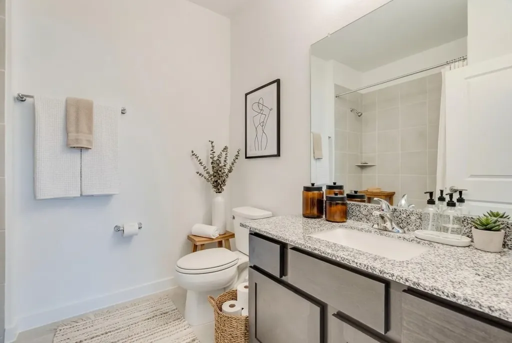 2217 Sondrio Bend Leander TX 78641
