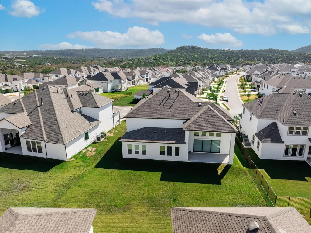2217 Sondrio Bend Leander TX 78641