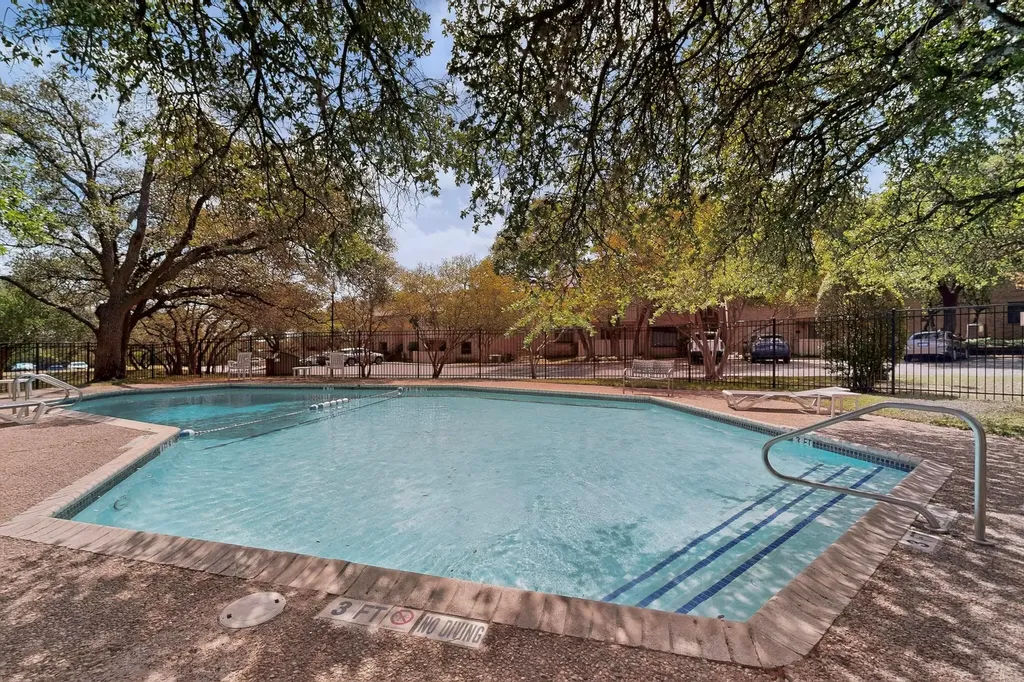 8210 Bent Tree Road Austin TX 78759