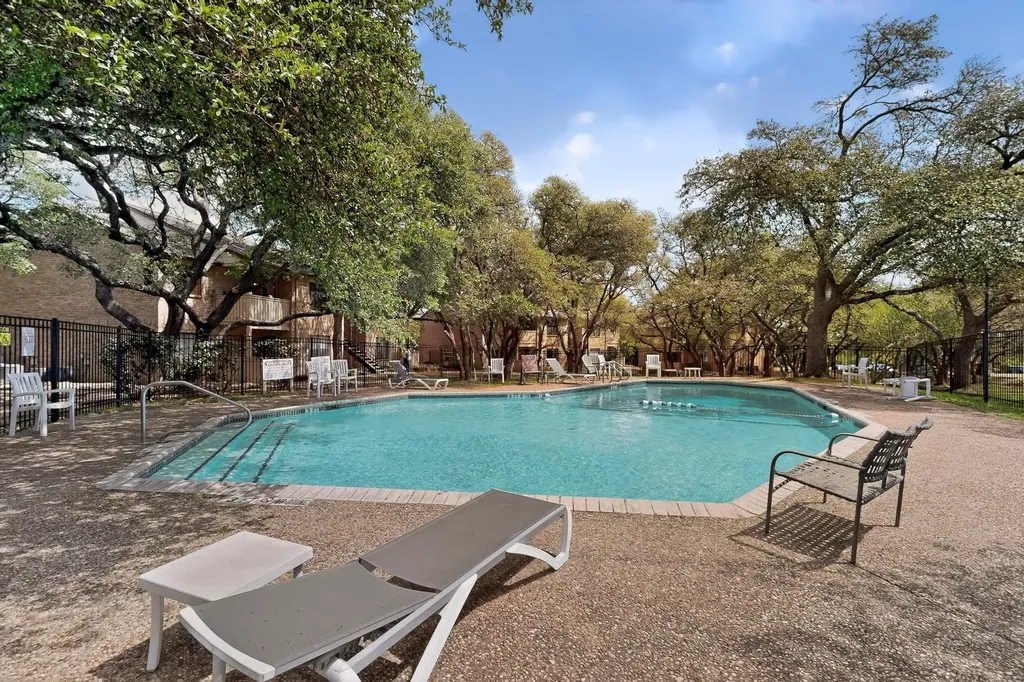 8210 Bent Tree Road Austin TX 78759