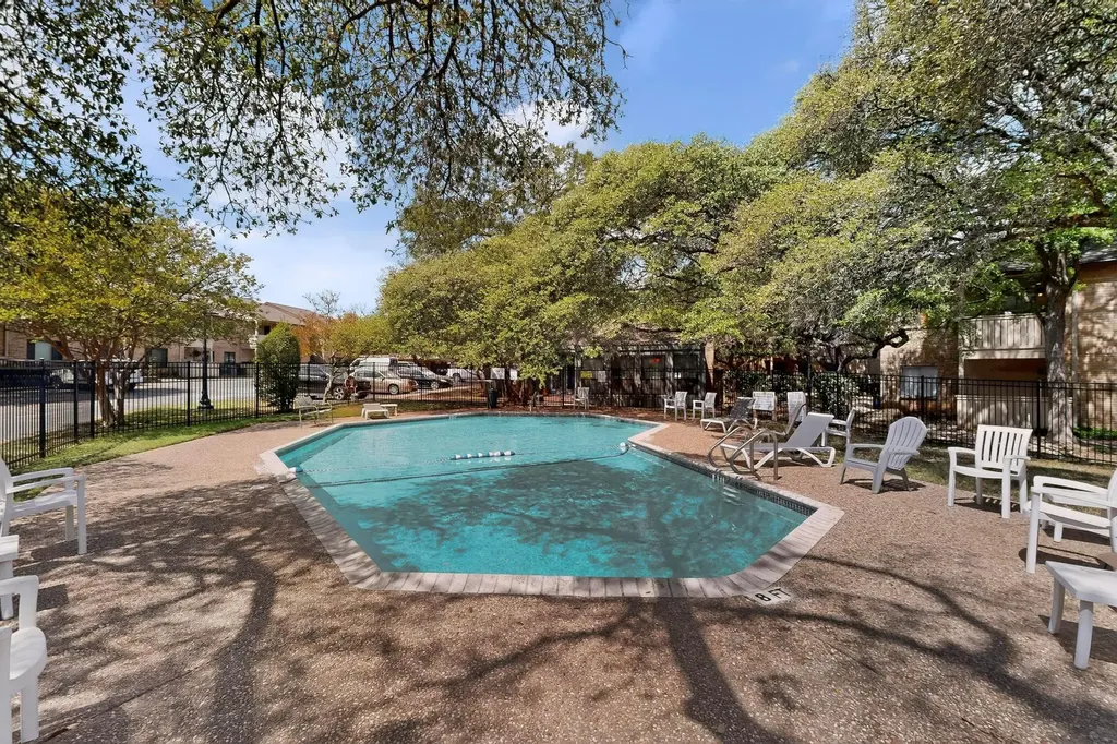 8210 Bent Tree Road Austin TX 78759