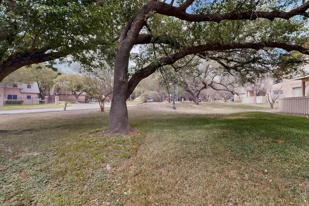 8210 Bent Tree Road Austin TX 78759