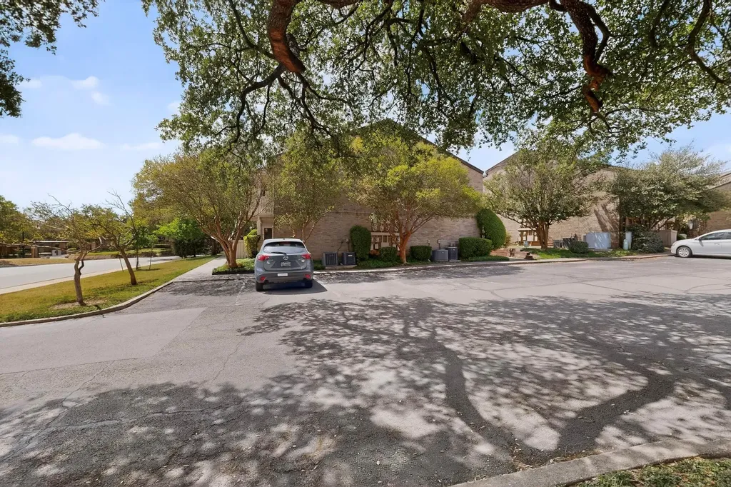 8210 Bent Tree Road Austin TX 78759