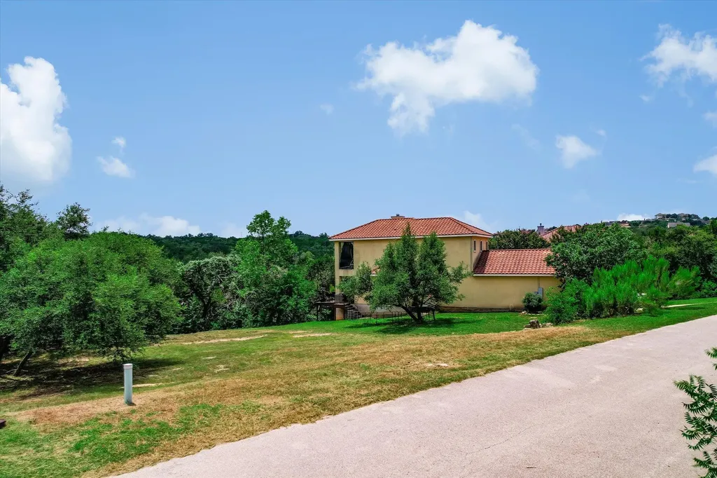 509 Heron Drive Austin TX 78734