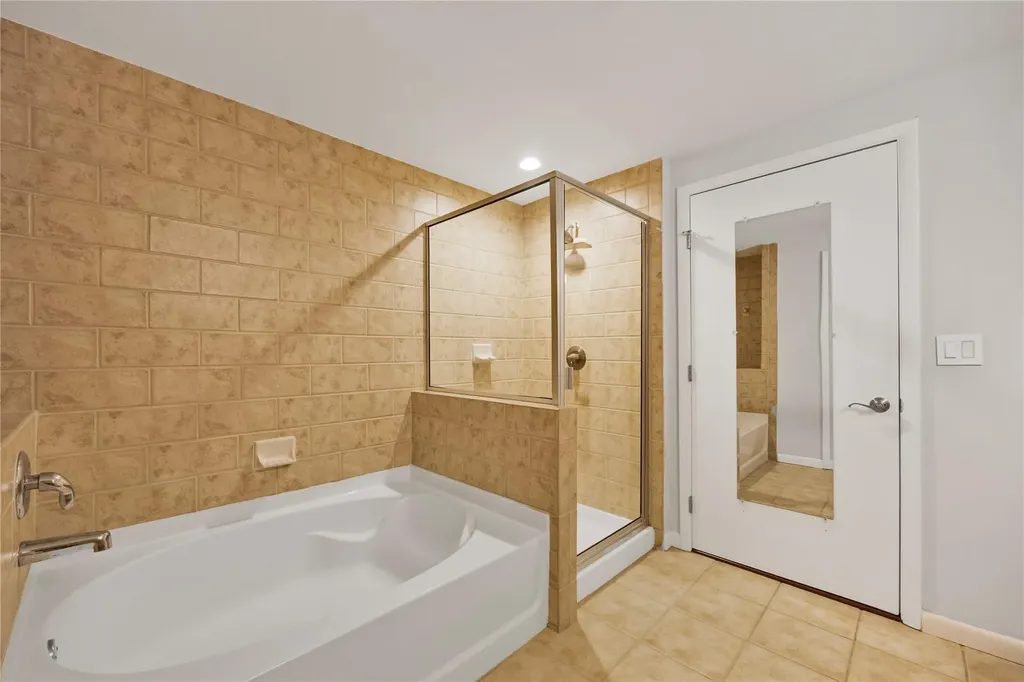 54 Rainey Street Austin TX 78701