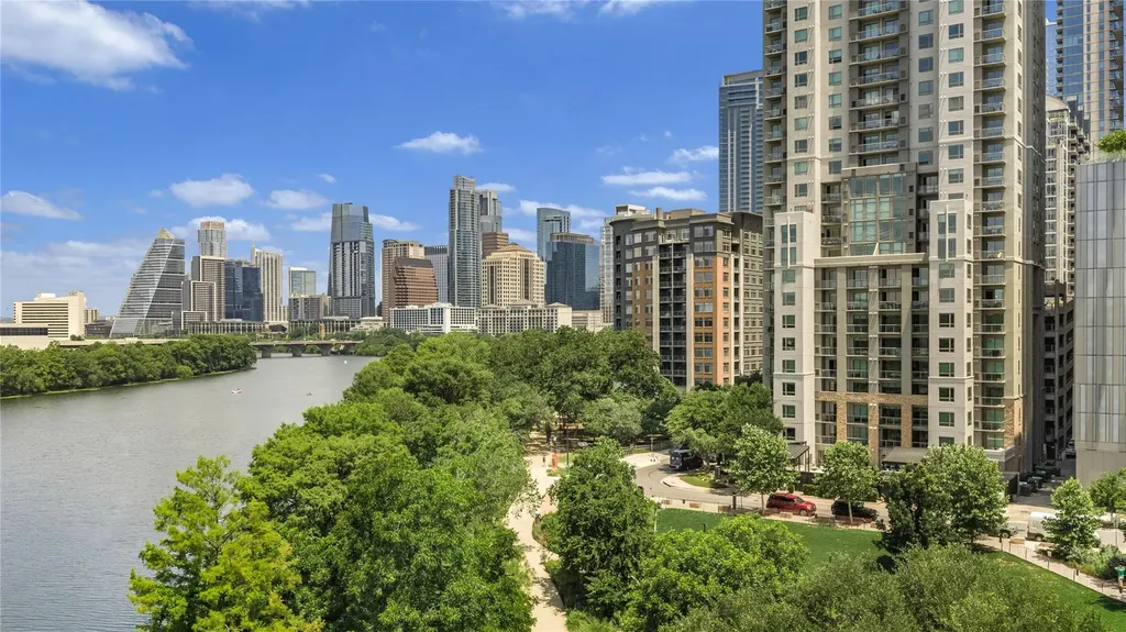54 Rainey Street Austin TX 78701