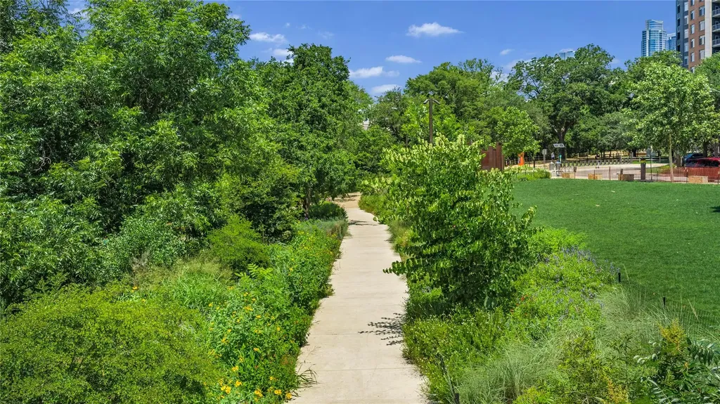 54 Rainey Street Austin TX 78701