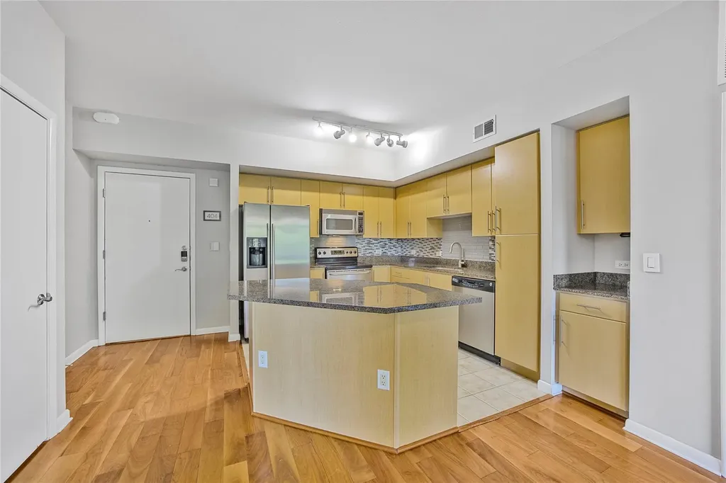 54 Rainey Street Austin TX 78701