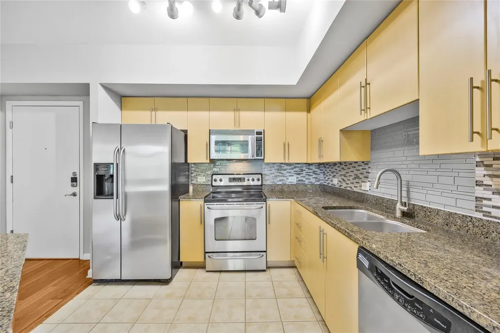 54 Rainey Street Austin TX 78701