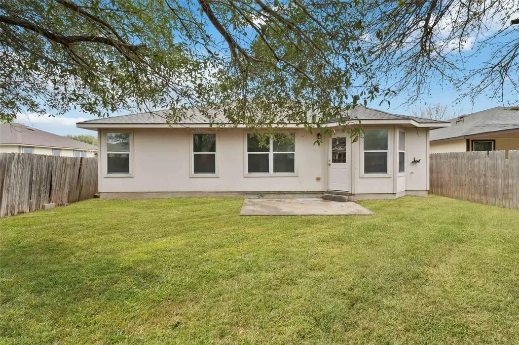 18320 Maxa Drive Manor TX 78653