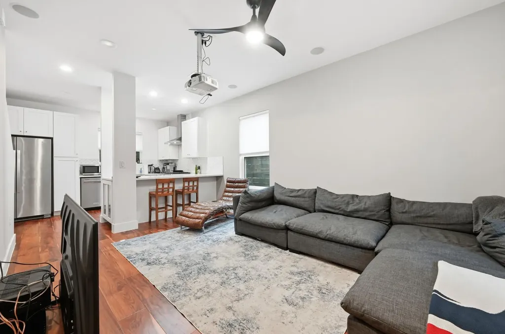 105 Elkhart Street Austin TX 78702
