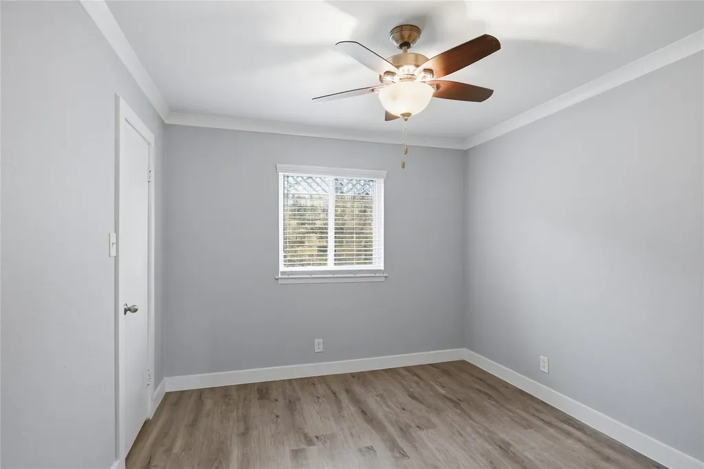 2401 Manor Road Austin TX 78722
