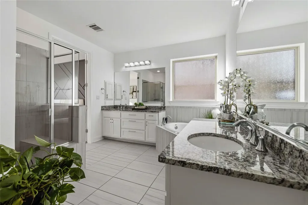 1517 Bardella Drive Leander TX 78641
