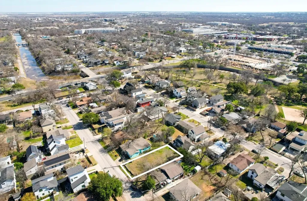2707 Zaragosa Street Austin TX 78702