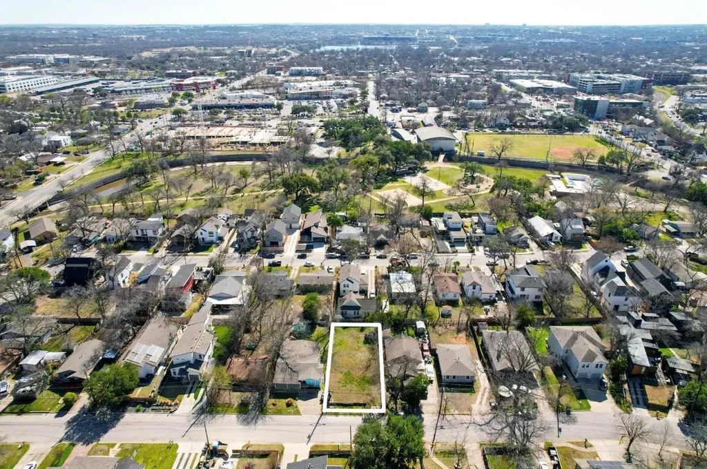 2707 Zaragosa Street Austin TX 78702