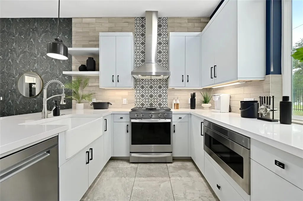 1310 Comal Street Austin TX 78702
