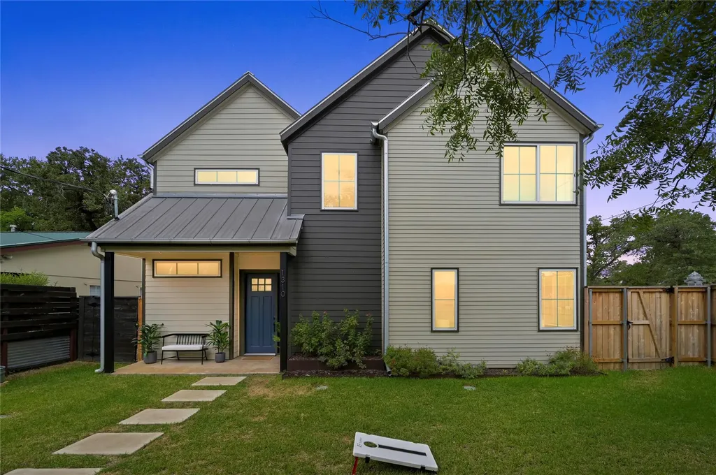 1310 Comal Street Austin TX 78702