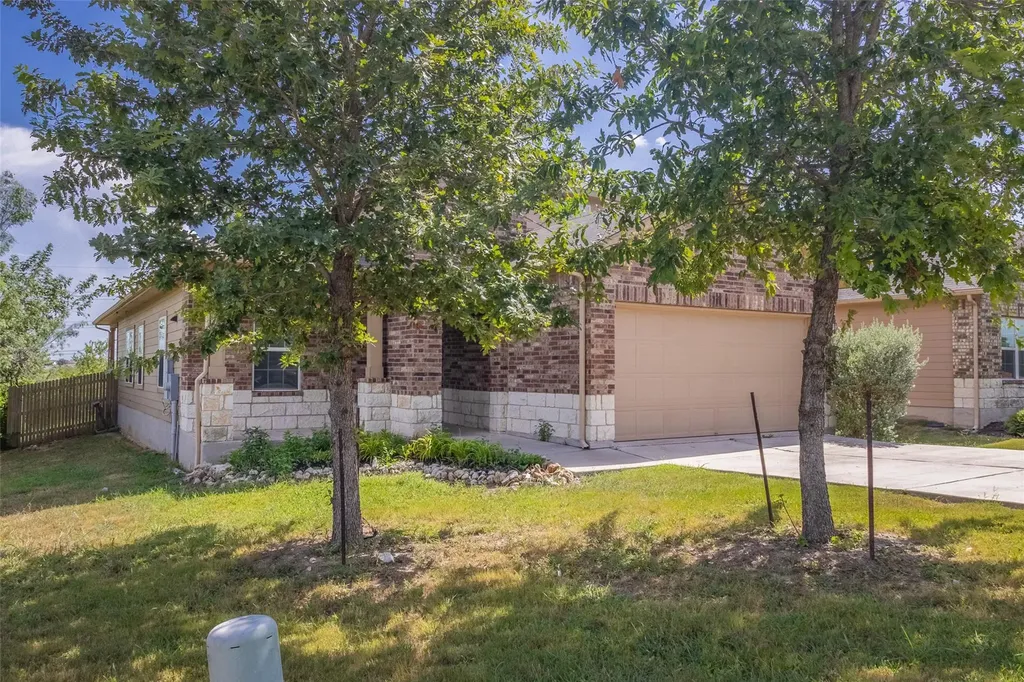 7225 Ranchito Drive Austin TX 78744