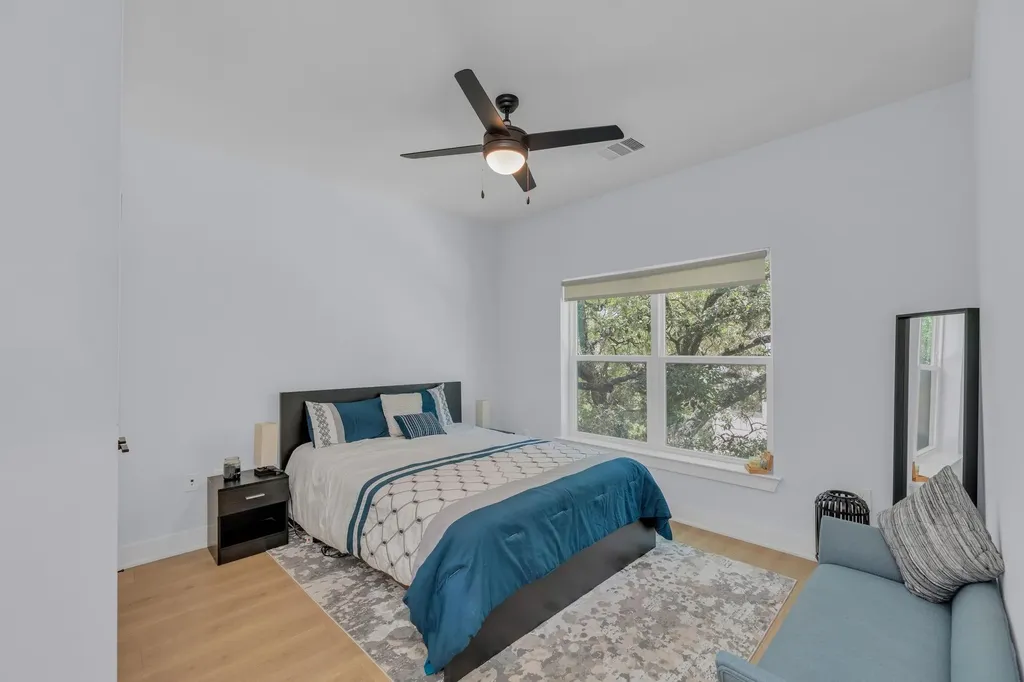 2500 Longview Street Austin TX 78705