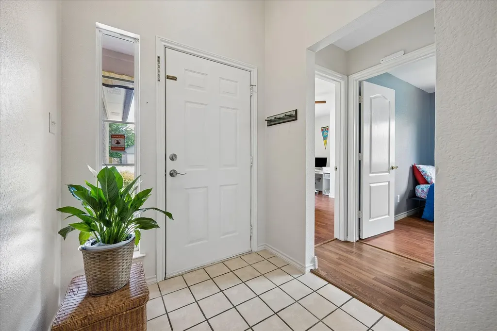 111 Finch Lane Georgetown TX 78626