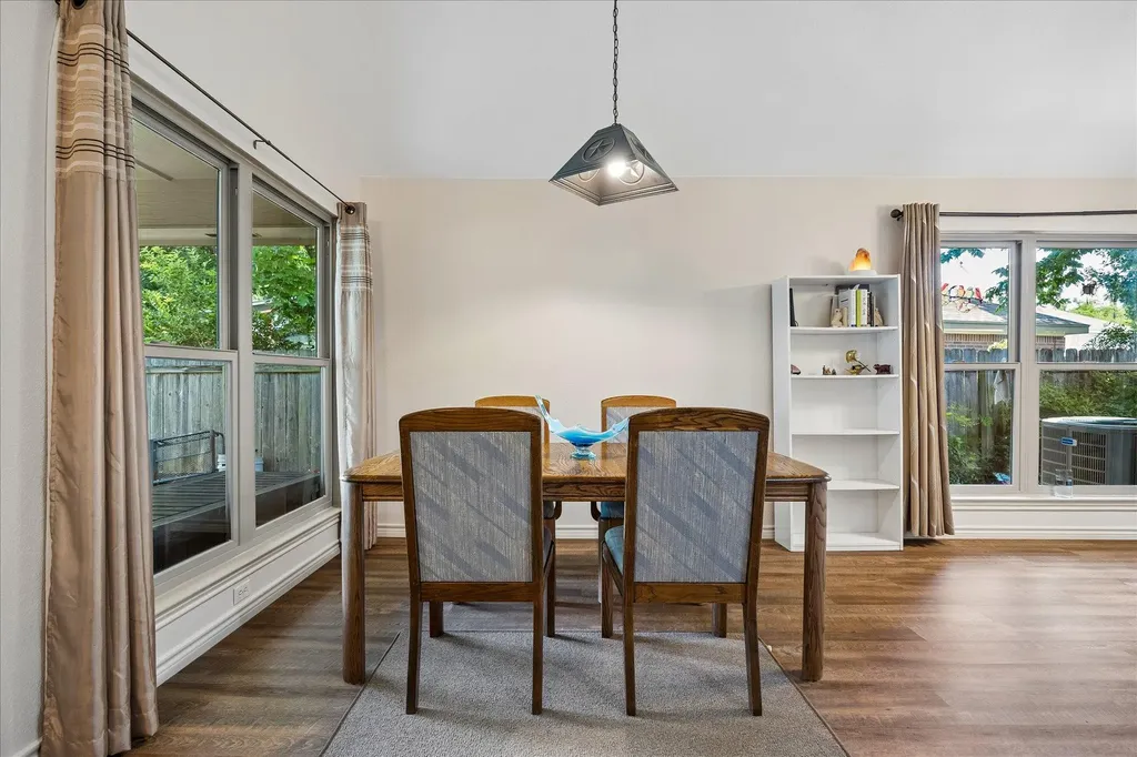 111 Finch Lane Georgetown TX 78626