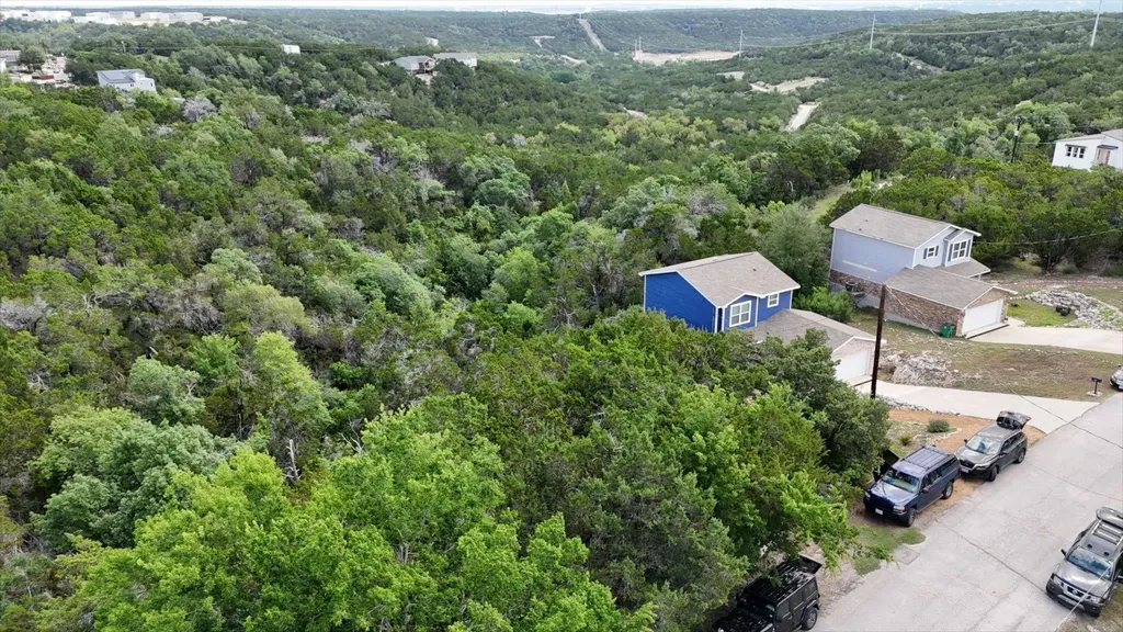 8312 S Timber Trail S Lago Vista TX 78645