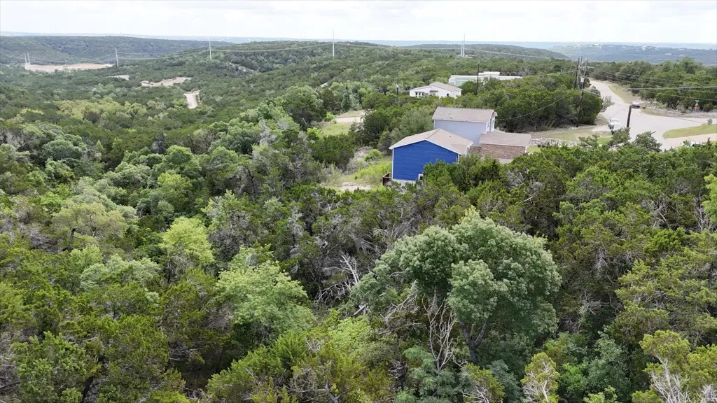 8312 S Timber Trail S Lago Vista TX 78645