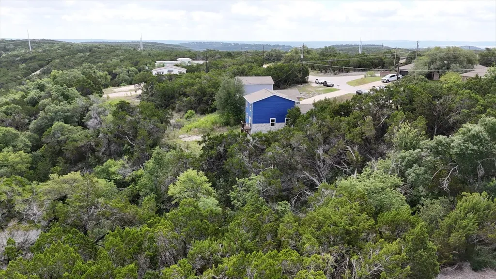 8312 S Timber Trail S Lago Vista TX 78645