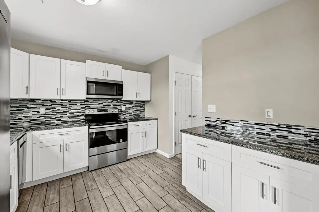 8312 S Timber Trail S Lago Vista TX 78645