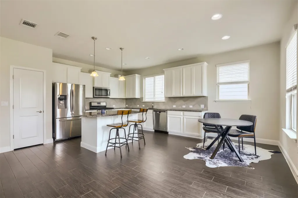 14305 Eucalyptus Bend Austin TX 78717