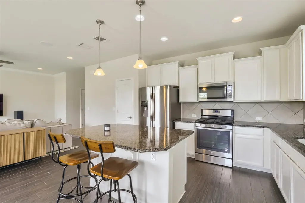 14305 Eucalyptus Bend Austin TX 78717