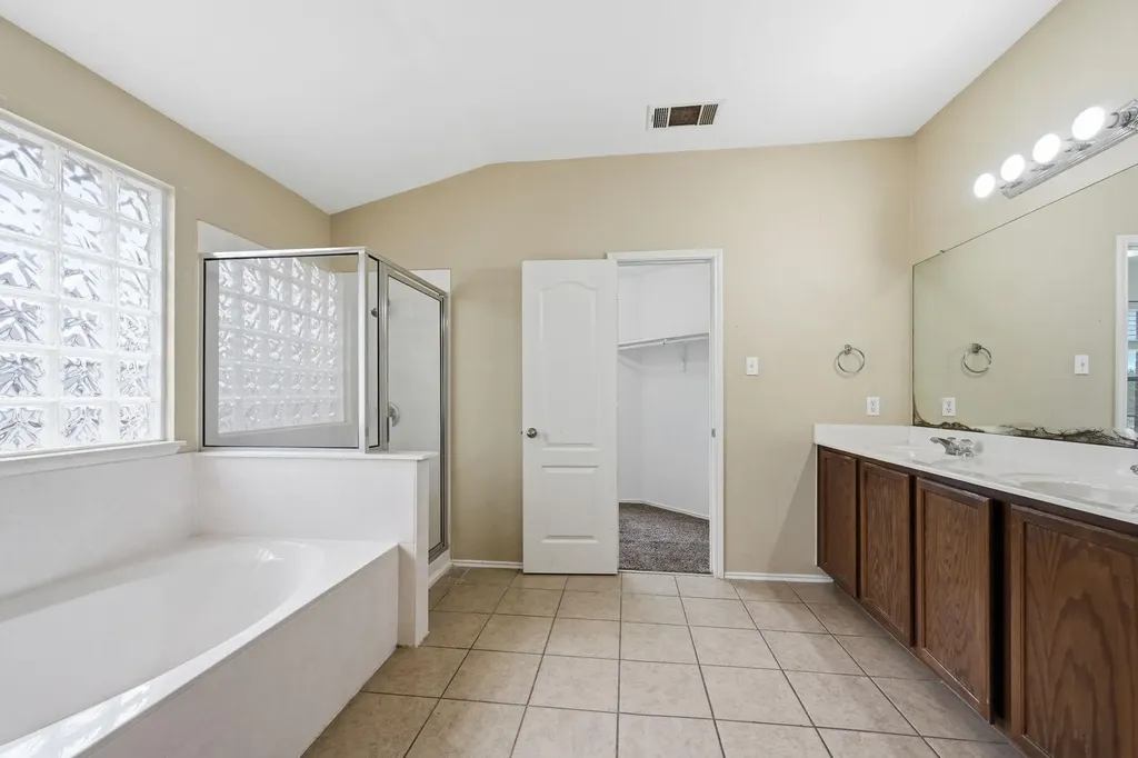 12621 Wayne Spur Lane Elgin TX 78621