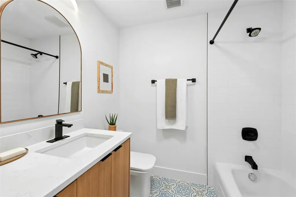 8601 Winding Walk Austin TX 78757