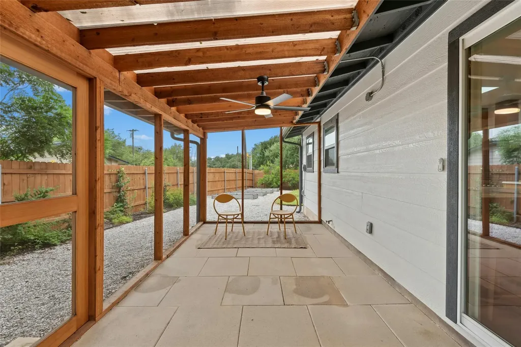 8601 Winding Walk Austin TX 78757