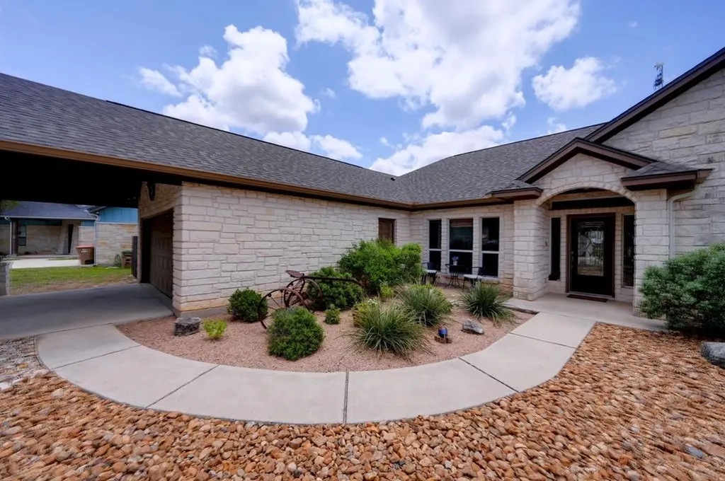 75 Sprucewood Drive Wimberley TX 78676