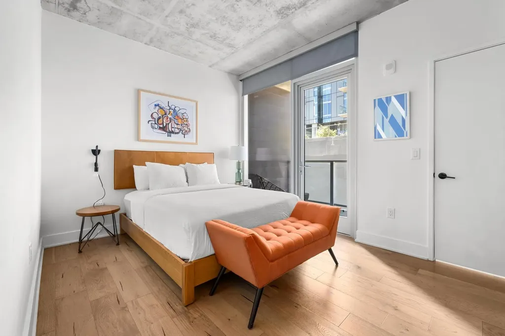48 East Avenue Austin TX 78701