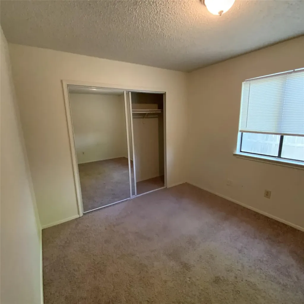 12807 Widge Drive Austin TX 78727