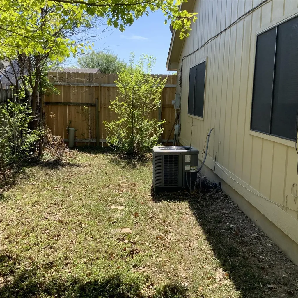 12807 Widge Drive Austin TX 78727