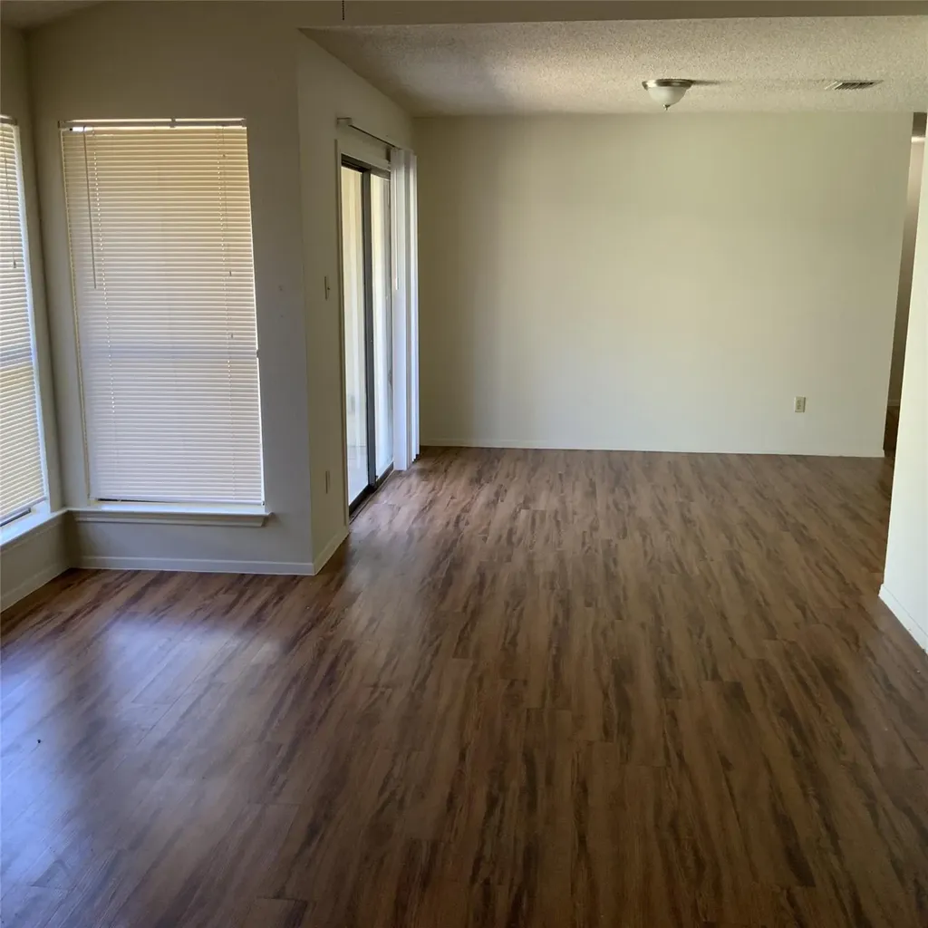 12807 Widge Drive Austin TX 78727