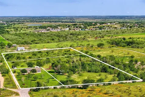 401 Graef Road Kyle TX 78640