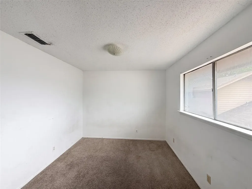 8611 Putnam Drive Austin TX 78757