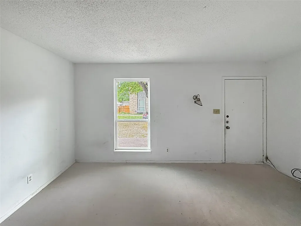 8611 Putnam Drive Austin TX 78757