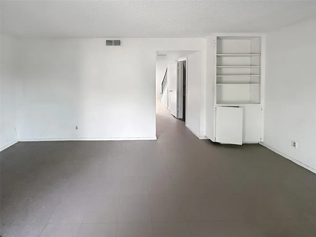 8611 Putnam Drive Austin TX 78757